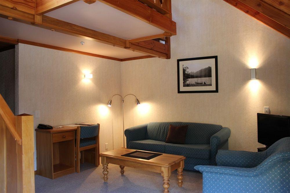 Alpine Lodge Saint Arnaud Exteriör bild